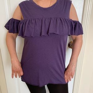 💖Plum color top - off the shoulder